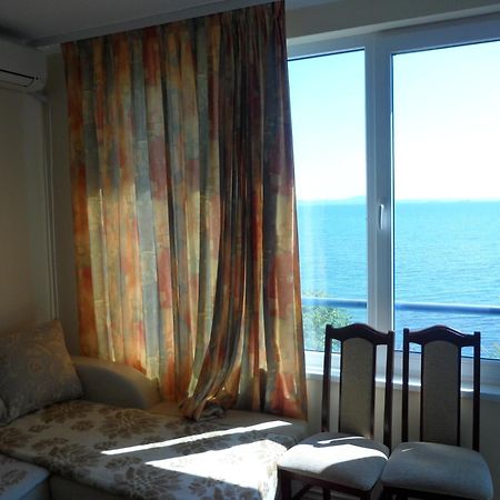 Blue Bay Palace Apart Complex Поморие Экстерьер фото