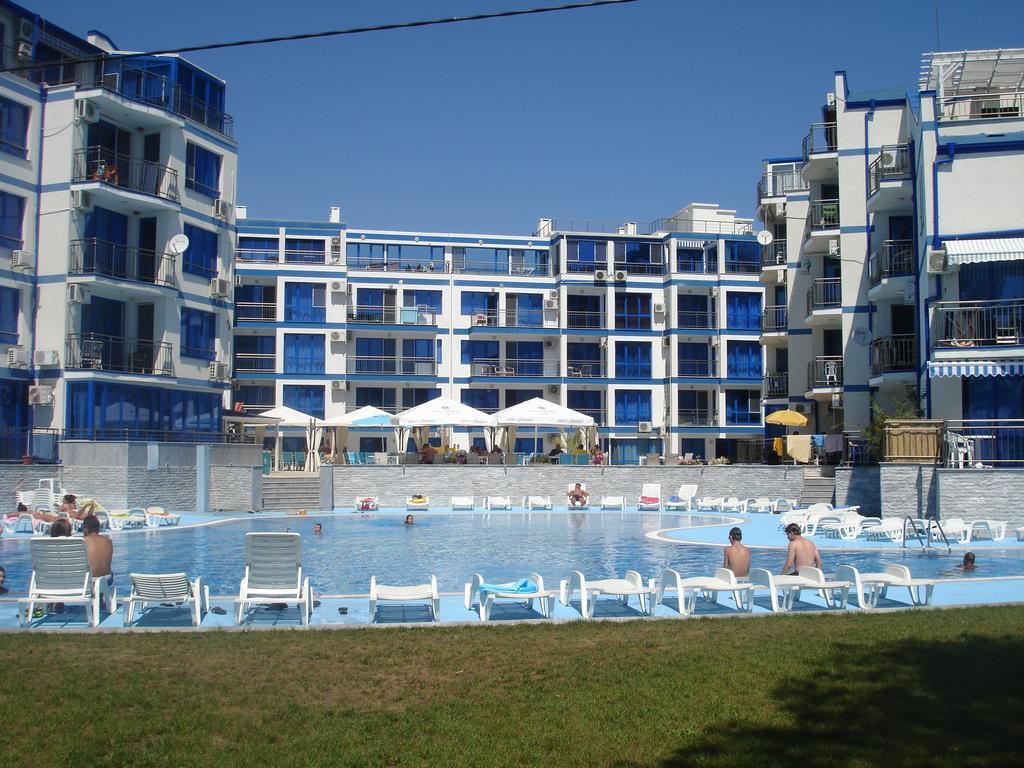 Blue Bay Palace Apart Complex Поморие Экстерьер фото