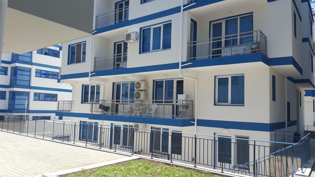 Blue Bay Palace Apart Complex Поморие Экстерьер фото
